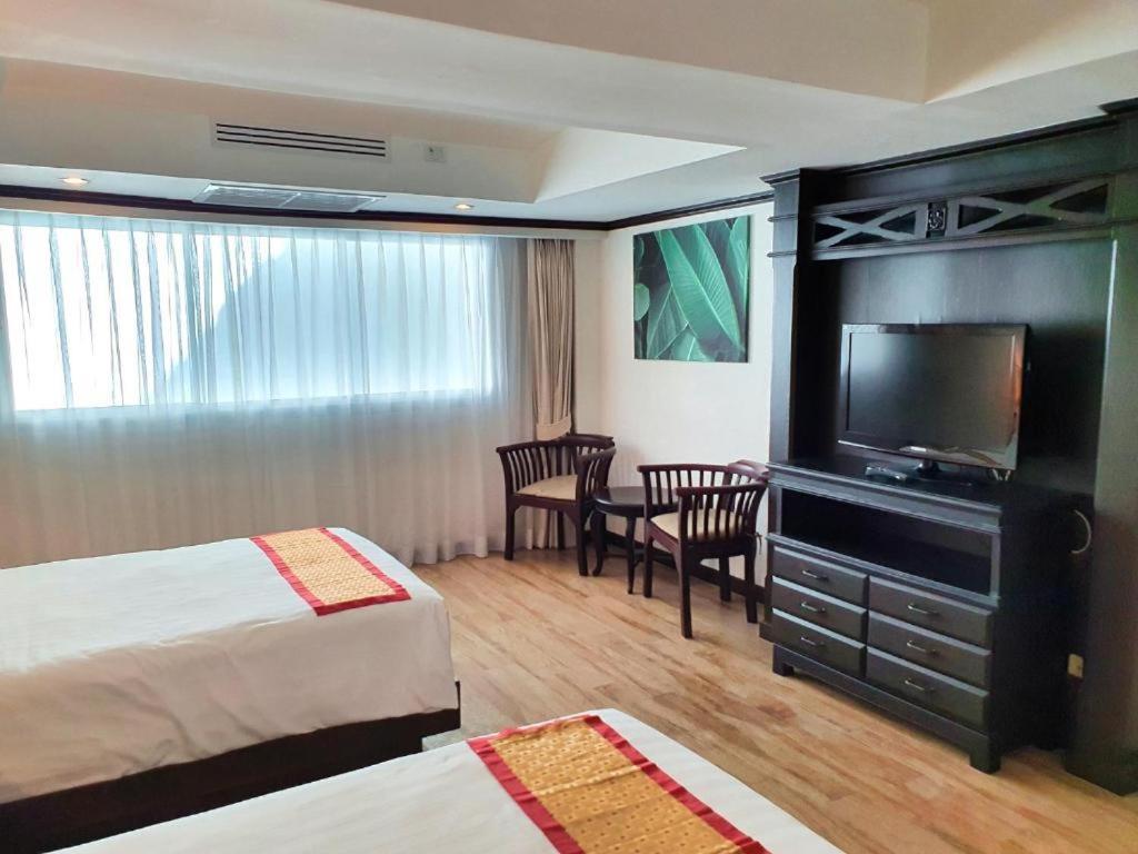 The Taksim Royal