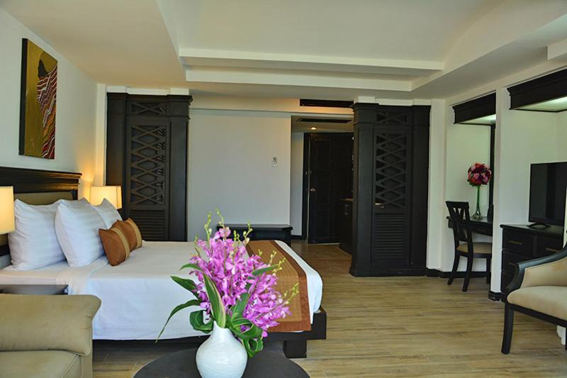 The Taksim Royal