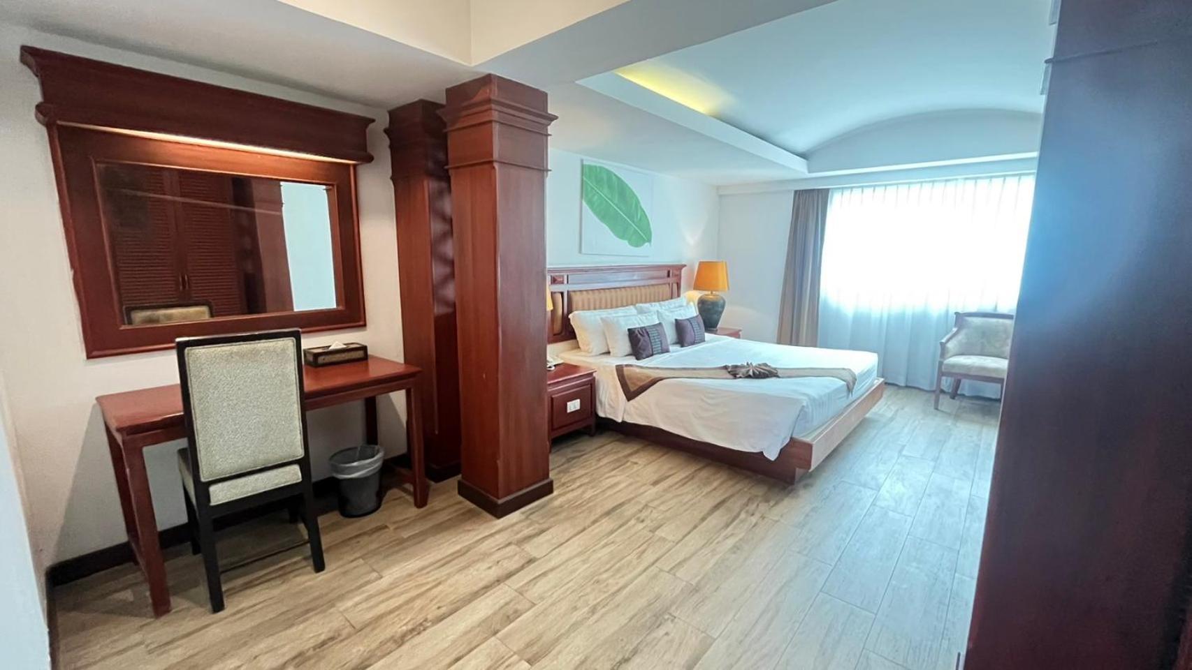 The Taksim Royal Hotel 4*
